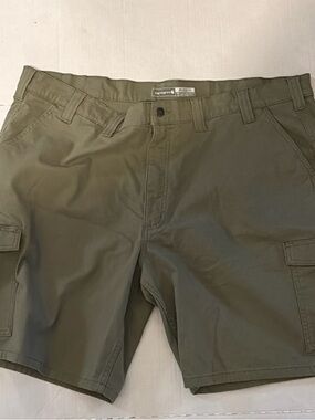 Carhartt Green Cargo Shorts Size 44, NWOT